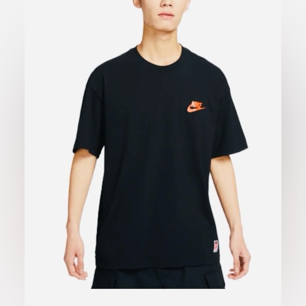Nike Sole Food Tshirt Loose Fit Sz M - Picture 2 of 6